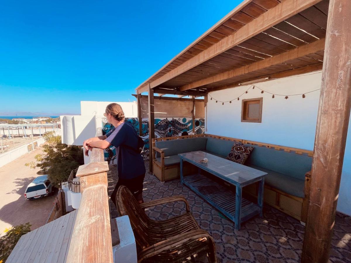 Rafiki Hostels - Dahab Bagian luar foto