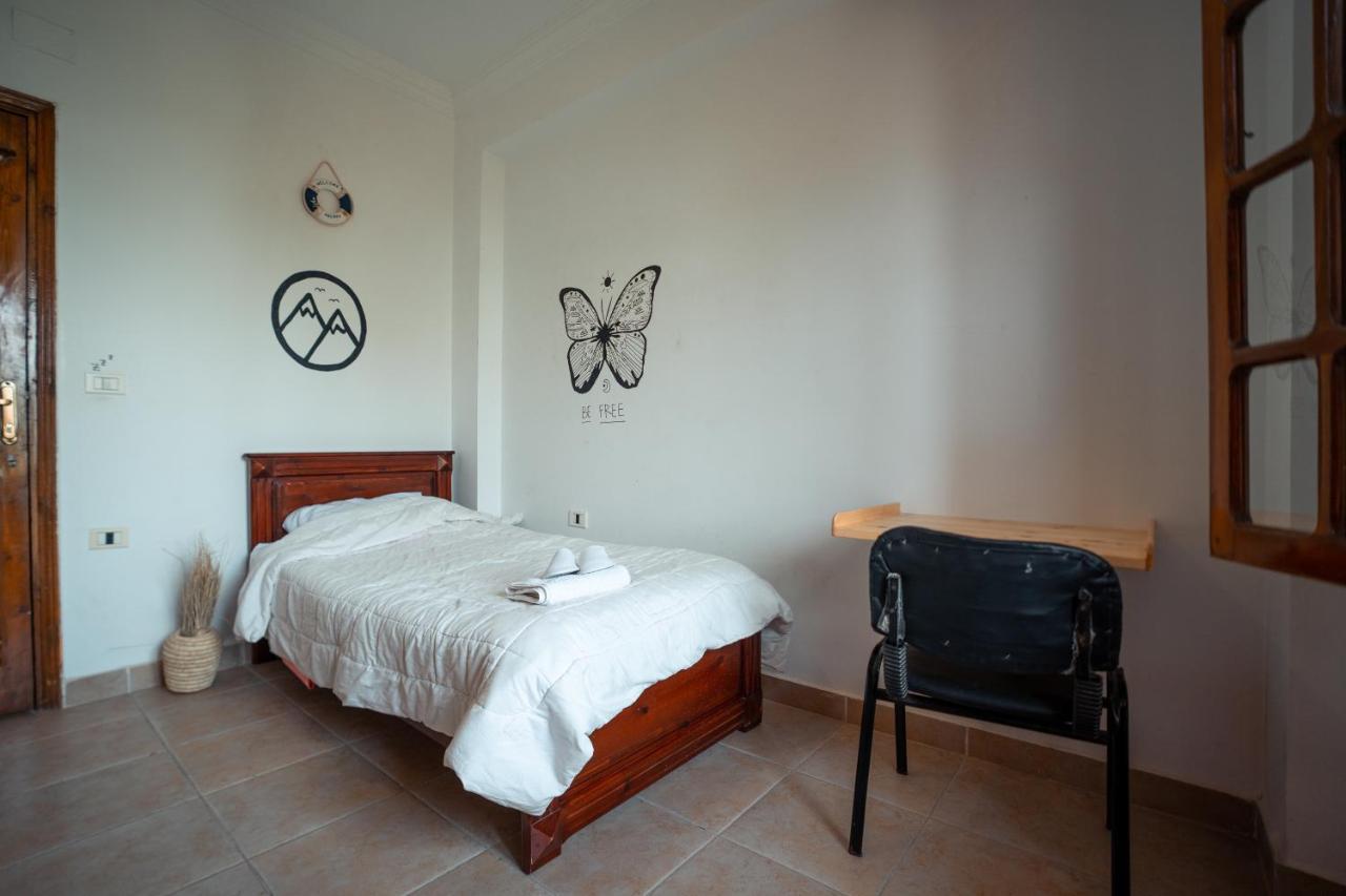 Rafiki Hostels - Dahab Bagian luar foto